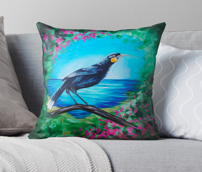 HUIA CUSHION