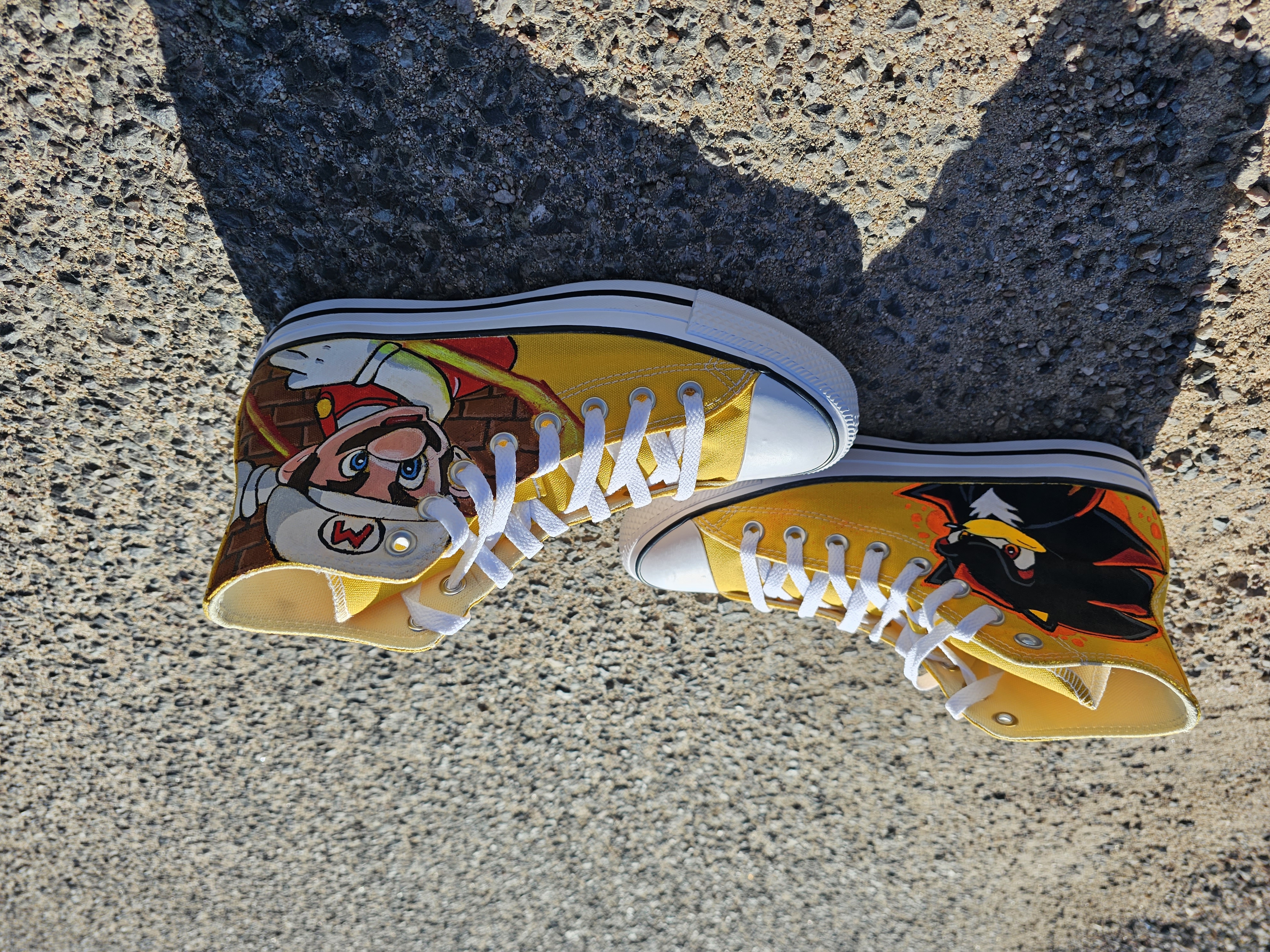 Mario / Knuckles Custom