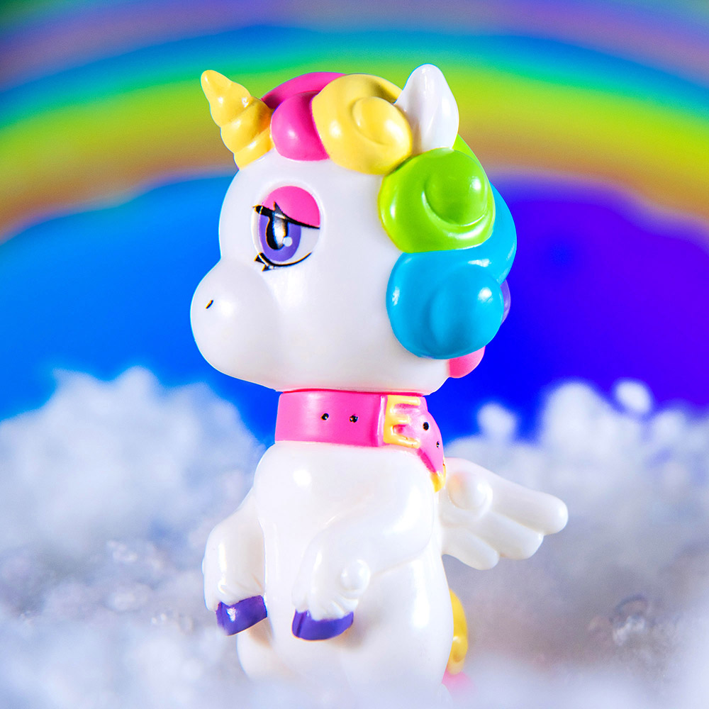 aura unicorn in captivity candie bolton
