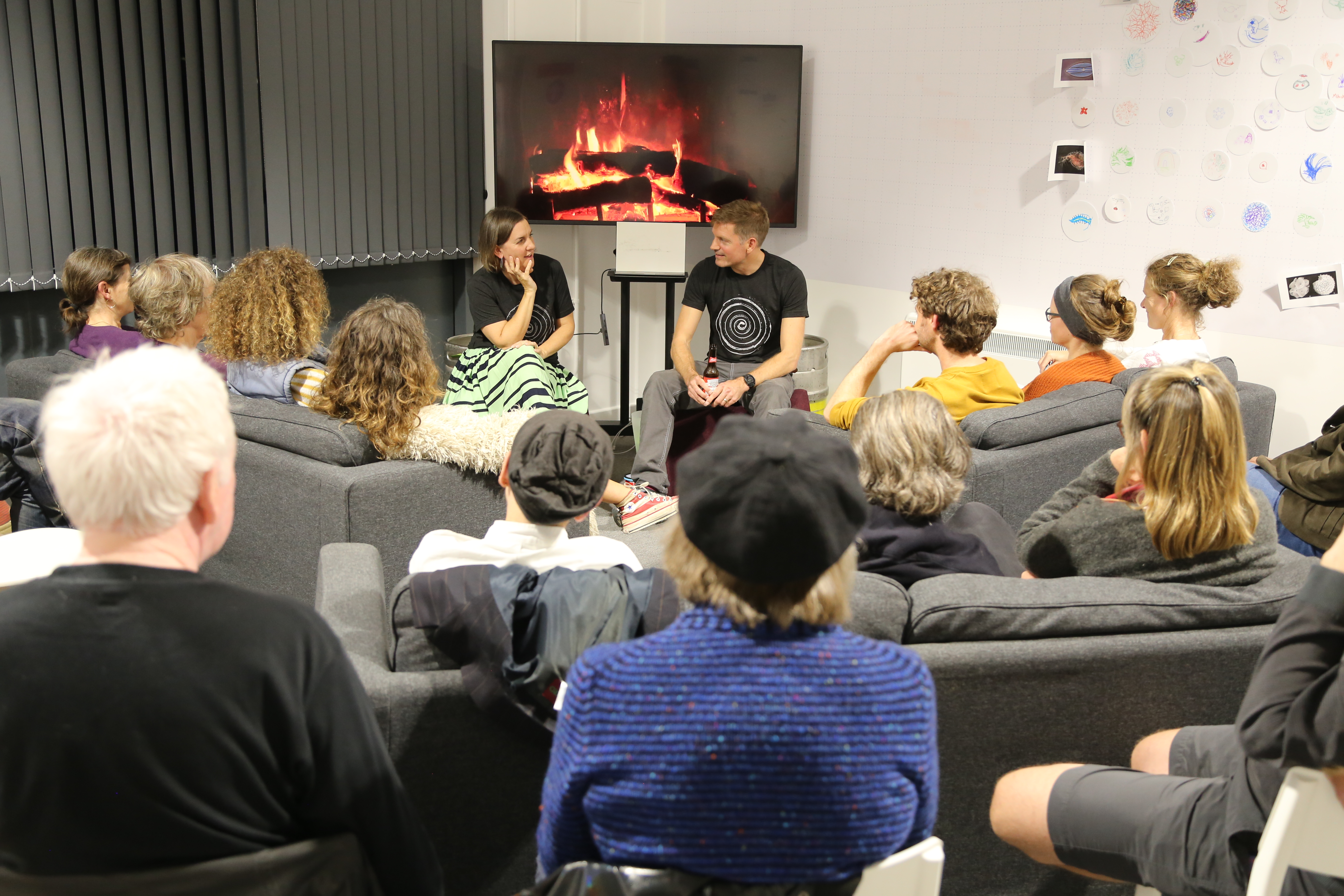 Zoe Snape talks to an audience about Bio Art