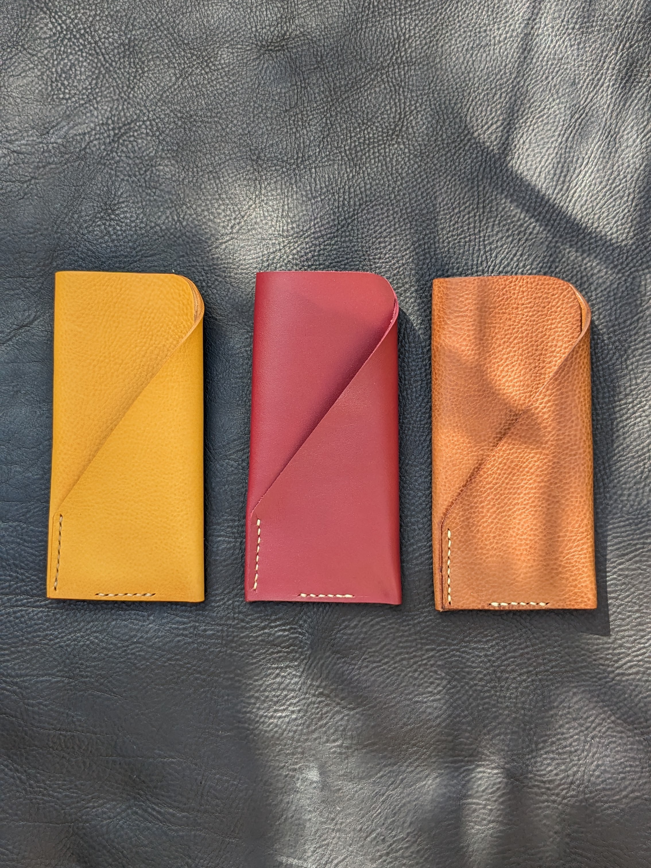 Saddle stitched Vegetable tanned leather sun glasses case