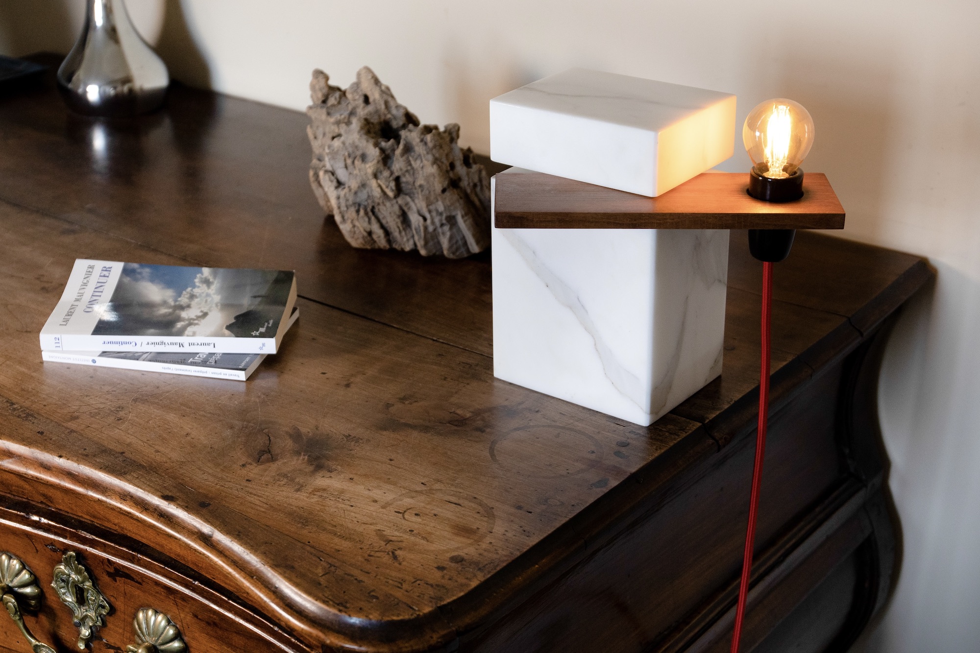 lampe une p&r arnaud pohl pr marbre carrare bois variable salon chambre bureau