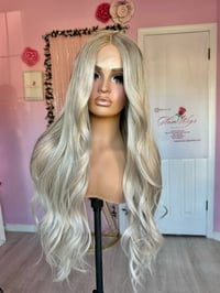 Image 10 of Beige blonde luxury (ready to ship) 