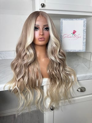 Image of Hillary luxury free part (pre order)