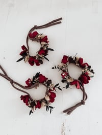 Image 4 of festive magnolia halo