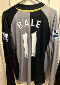 Image 9 of Tottenham Hotspur “BALE 11” 2012/13 Long Sleeve Third Shirt + PL patches (XL)