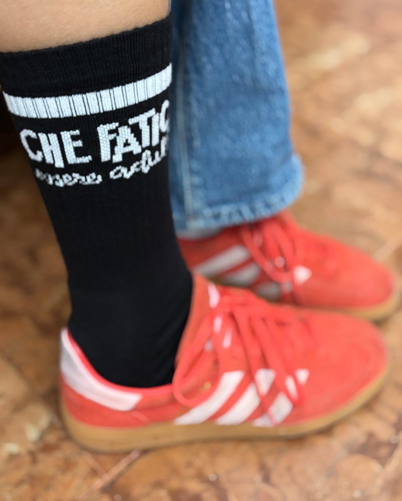 Image of CHE FATICA essere AdultƏ 