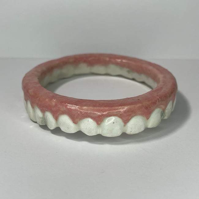 Teeth Bracelet Four - 7.50 in Inner Diameter