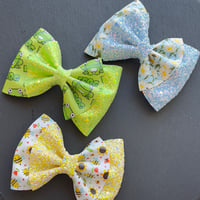 Image 1 of Dorothy Bow Diecut 1265