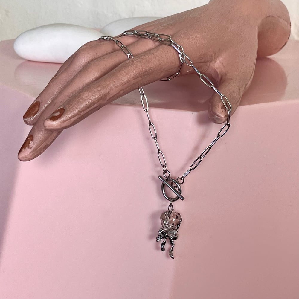 Image of Glass Skull and Bow on Paperclip Chain Silver