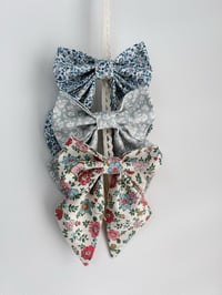 Image 2 of bluebell bow