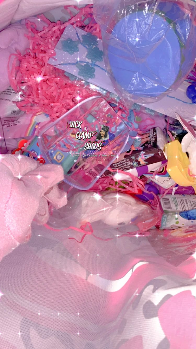 Image of 💗Cutesie Glam Kiddie Scoops🦄