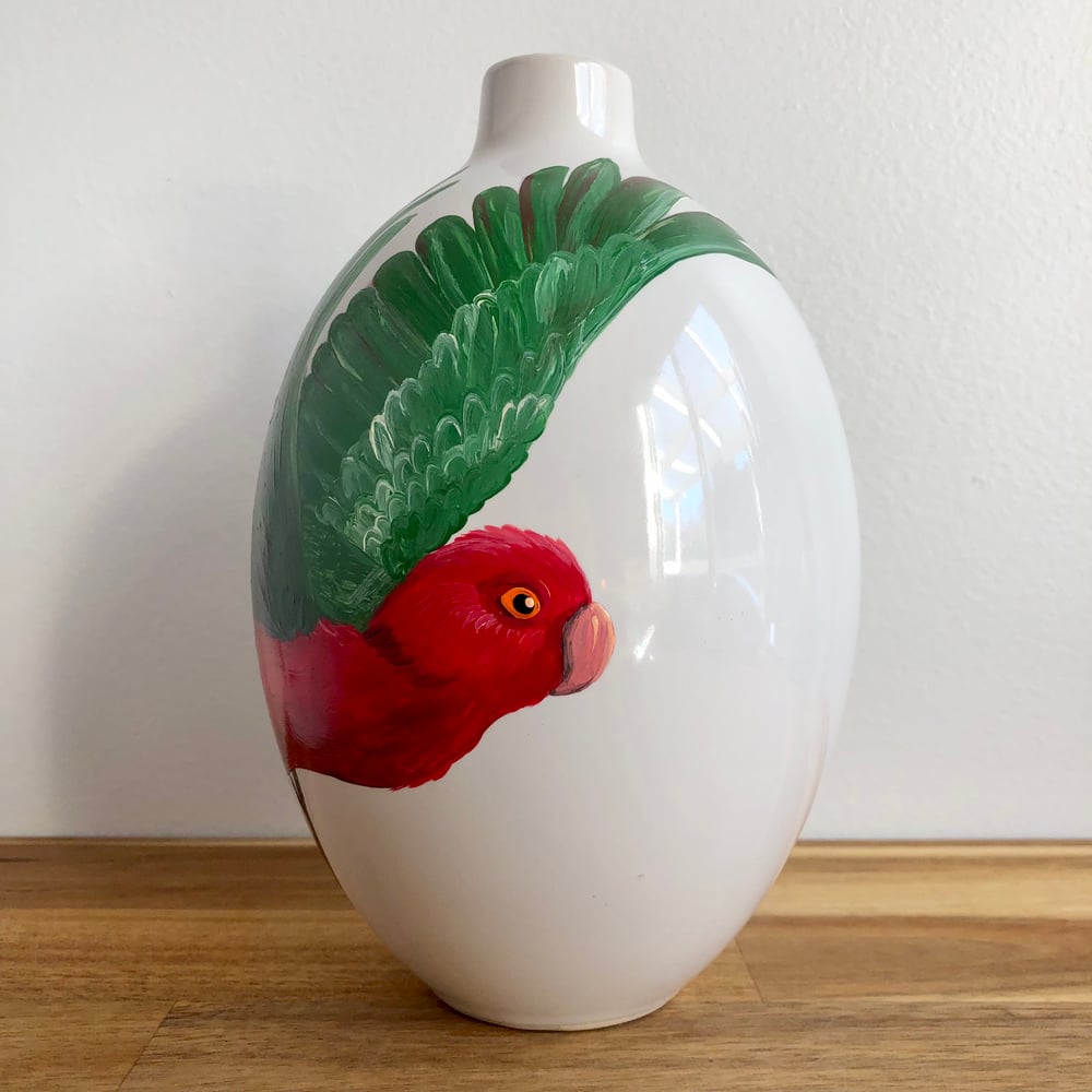 King Parrot Vase