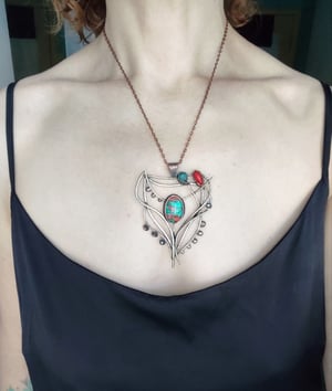 Red and blue pendant 