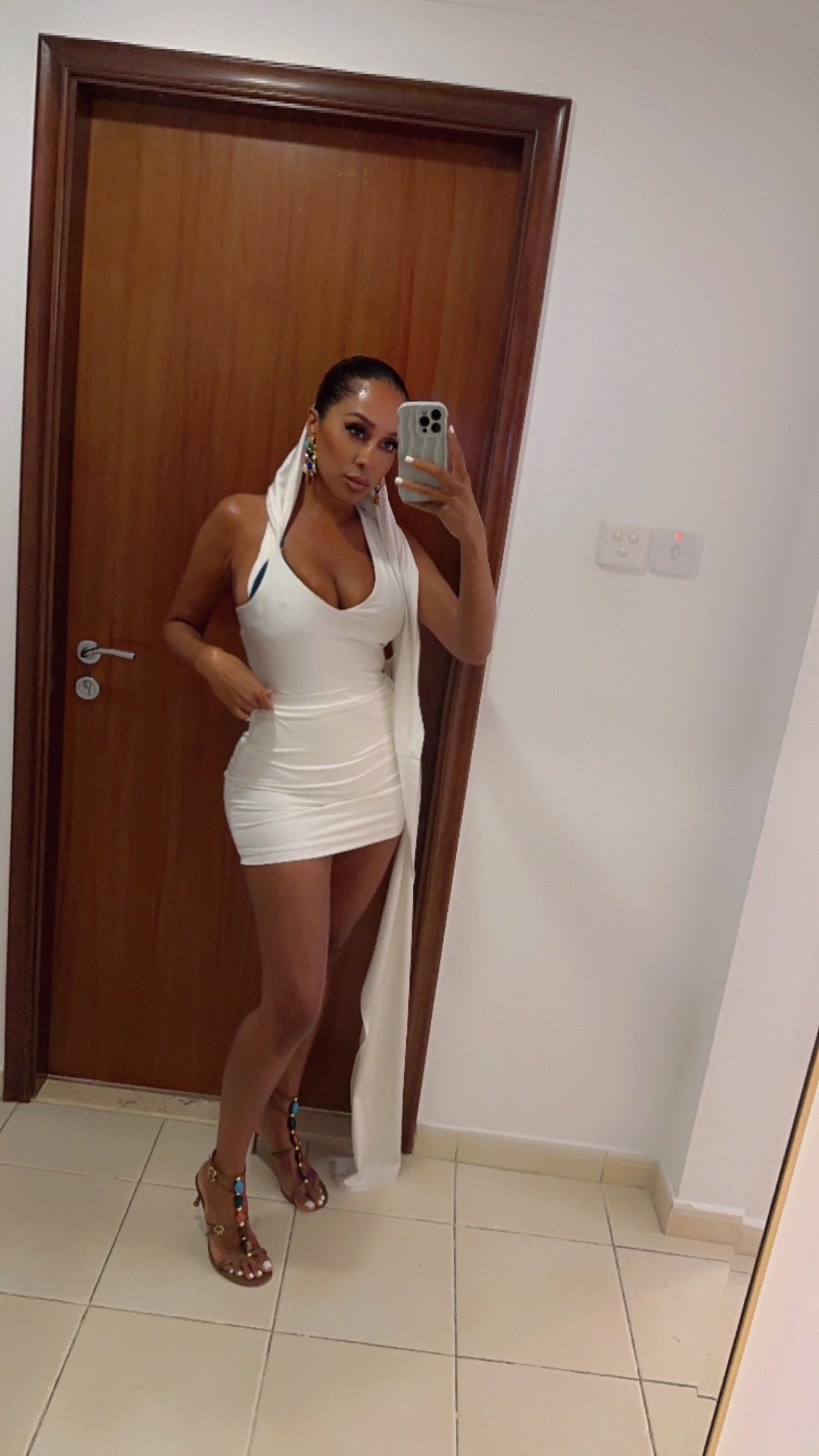 Image of BSSA WHITE SHIMMER BODYSUIT & SKIRT SET (S)