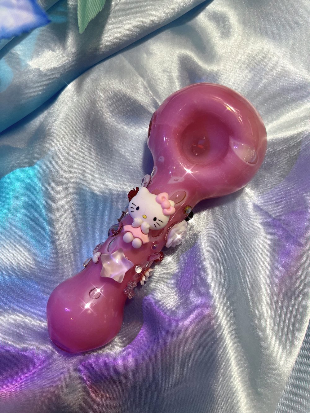 Large pink Hello Kitty Pipe 💕⭐️