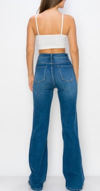 Image 3 of HIGH WAISTED STRETCHY WIDE LEG JEANS