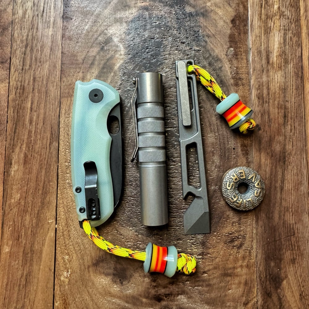 Shark Fight EDC beads (GLOW)