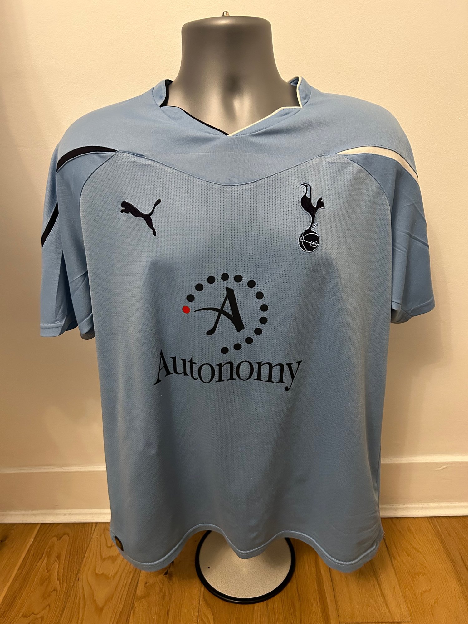 Image of Tottenham Hotspur “BALE 3” 2010/11 Away Shirt + PL patches (L)