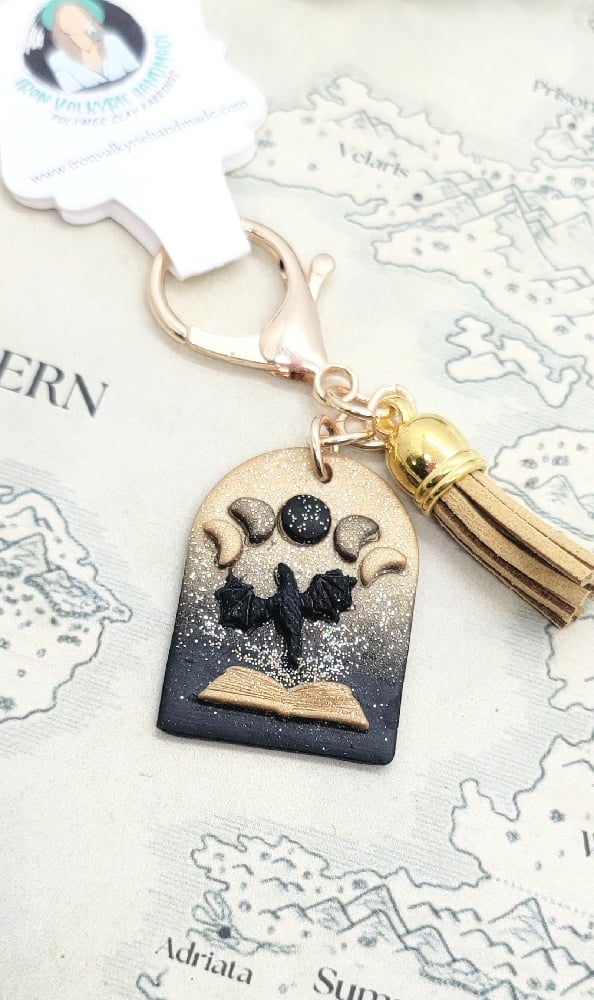 Image of Moon Phase Dragon Keychaim