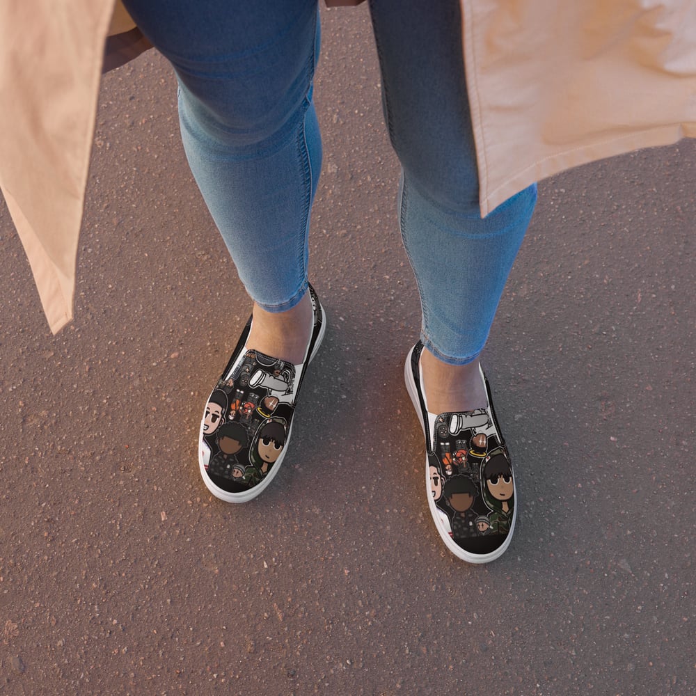 Image of Women’s slip-on canvas shoes