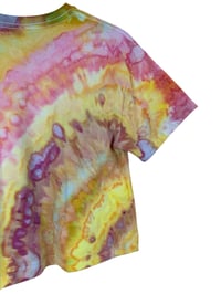 Image 7 of XS Crop Tee in Sunrise Agate Ice Dye