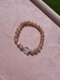 Image 1 of peach moonstone bracelet 橙月光手链+白阿赛
