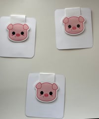 Image 1 of Piggy Magentic Bookmarks