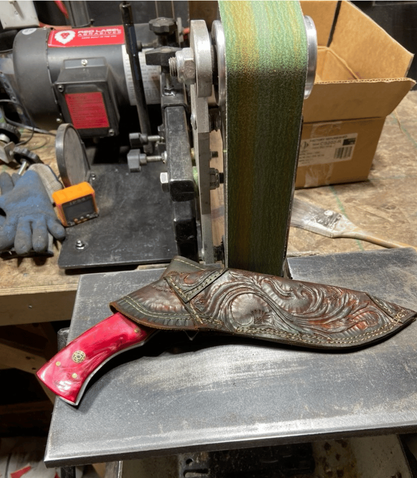 Image of Well-designed super clean, beautiful knife.