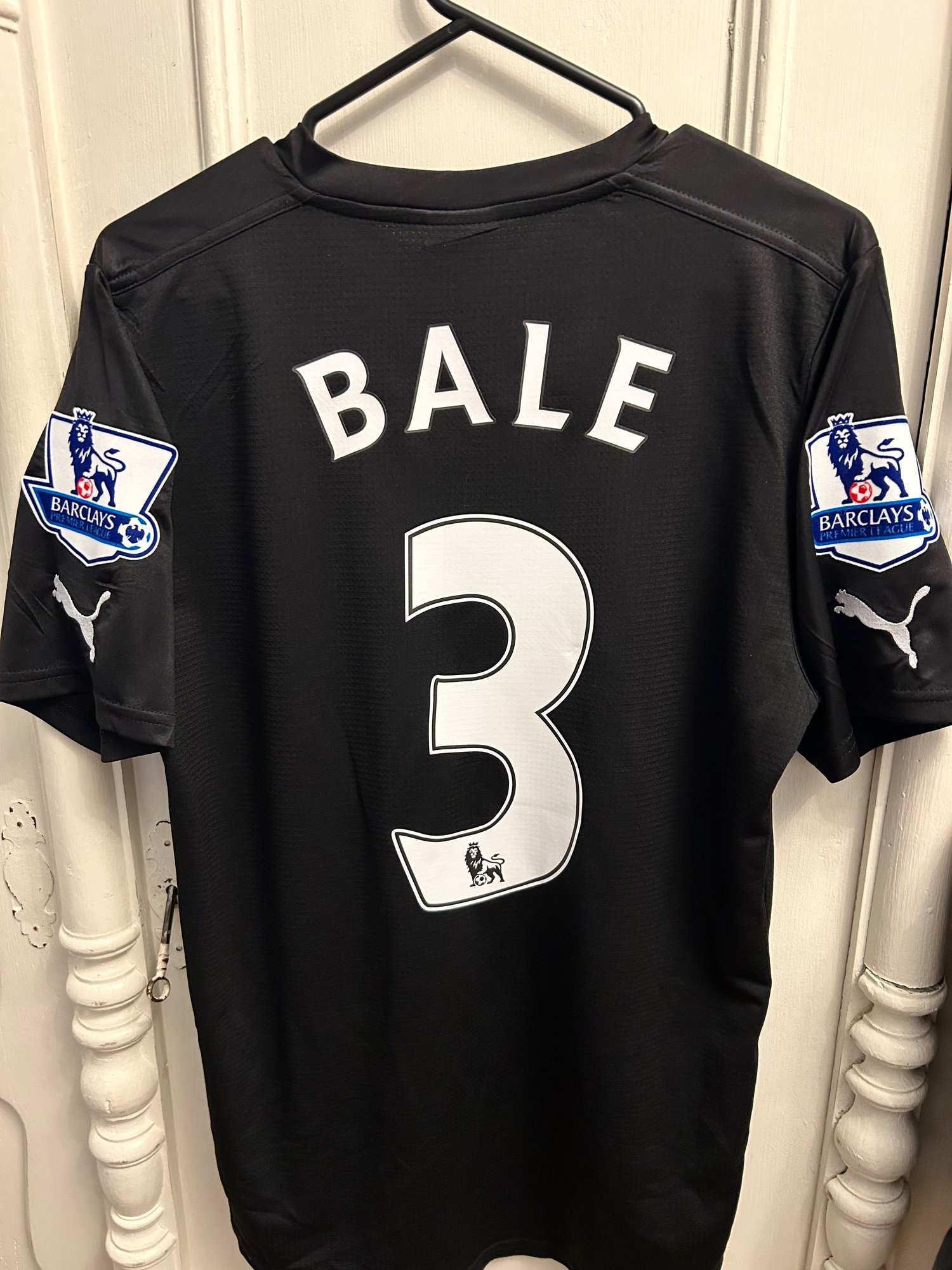 Image of Tottenham Hotspur “BALE 3” 2011/12 Third Shirt + PL patches (S)