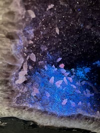 Image 17 of Druzy Amethyst Crystal Geode Cave 31.7kg #49