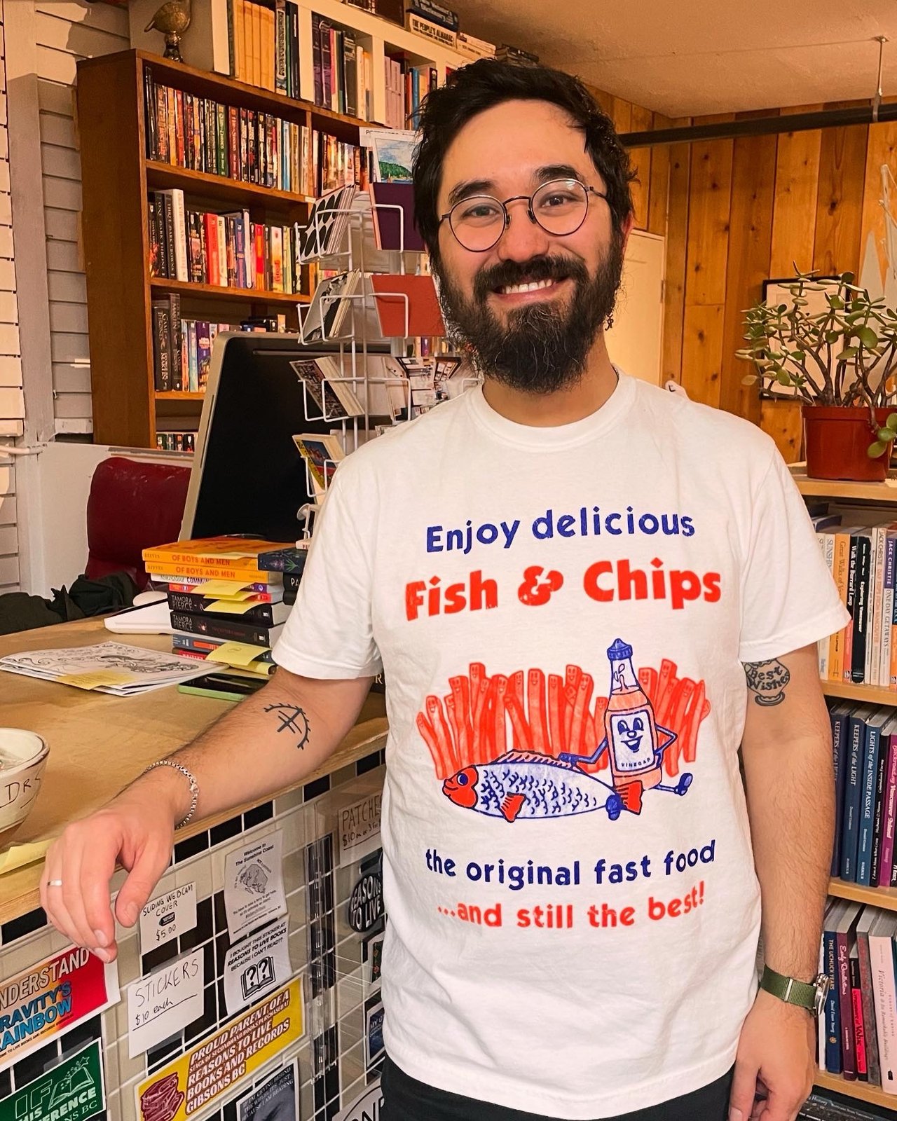 Fish \u0026 Chips T-Shirt | Reasons To Live Books and Records