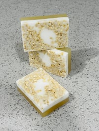 Image 5 of Oatmeal & Honey - Lemon Bar Soap