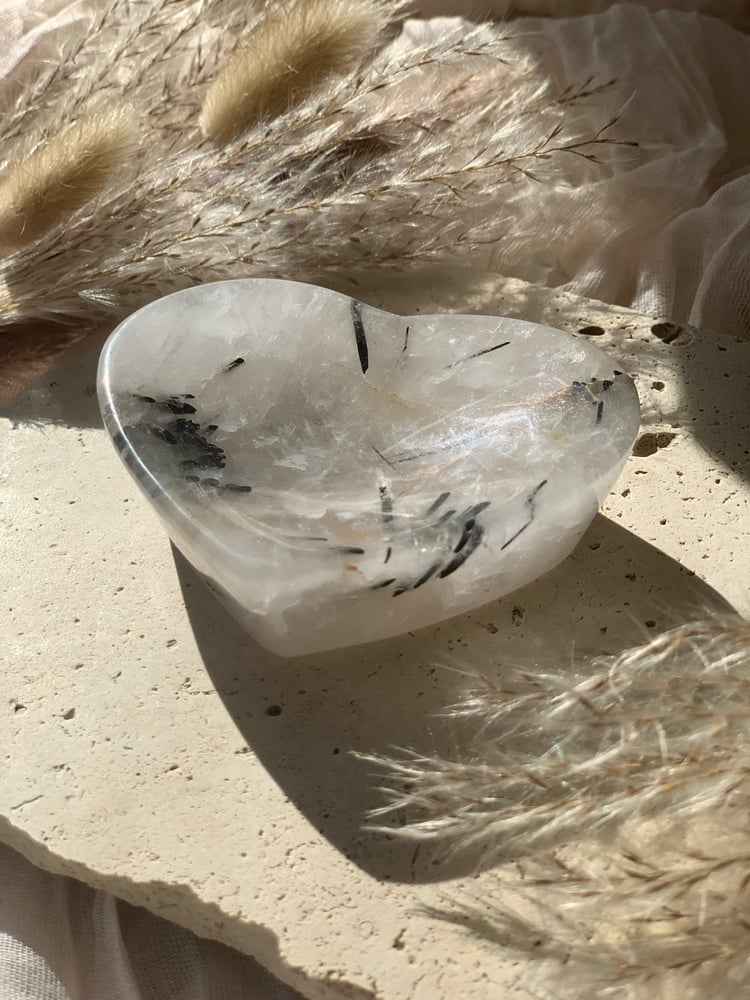 Image of Tourmalinated Quartz Heart Bowl (med)