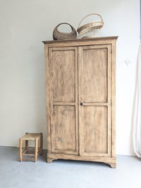 Image 1 of L'armoire parisienne bois brut 