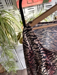 Image 7 of Leopard 2 piece set 