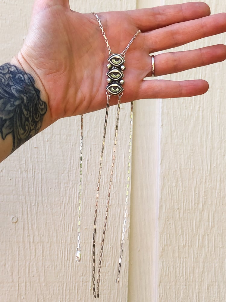 ALL SEEING NECKLACE Image 3