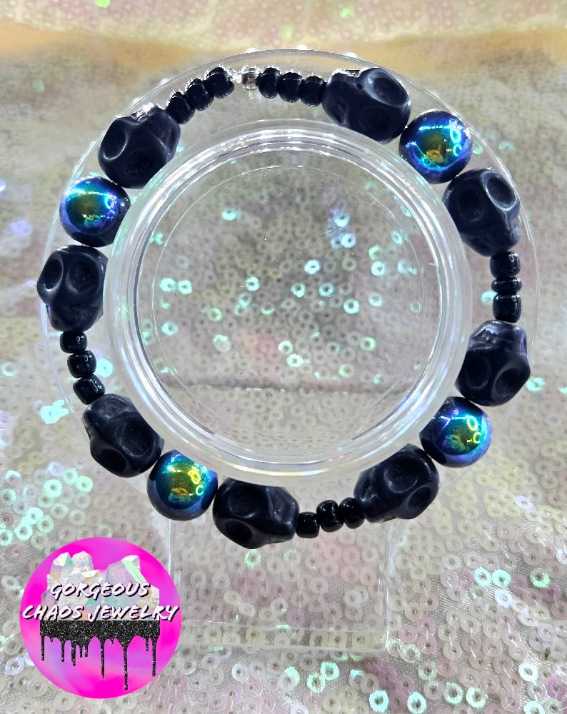 Image of Aurora n Black Skulls