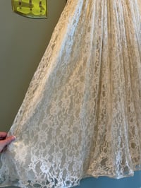 Image 12 of 1960s Lace Beauty 