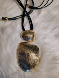 Image 2 of VINTAGE MATTE GOLD NECKLACE 