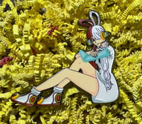Image 1 of Relaxing with a Pop Star