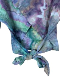 Image 7 of ♻️ UPCYCLED XS Tie Back Cotton Tee in Mermaid Geode Ice Dye