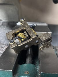 Image 2 of Hammer Gold Blackie liner