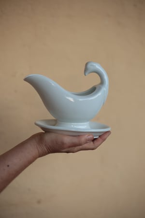 Image of Sauciere, klassizistisch mit Greifkopf
