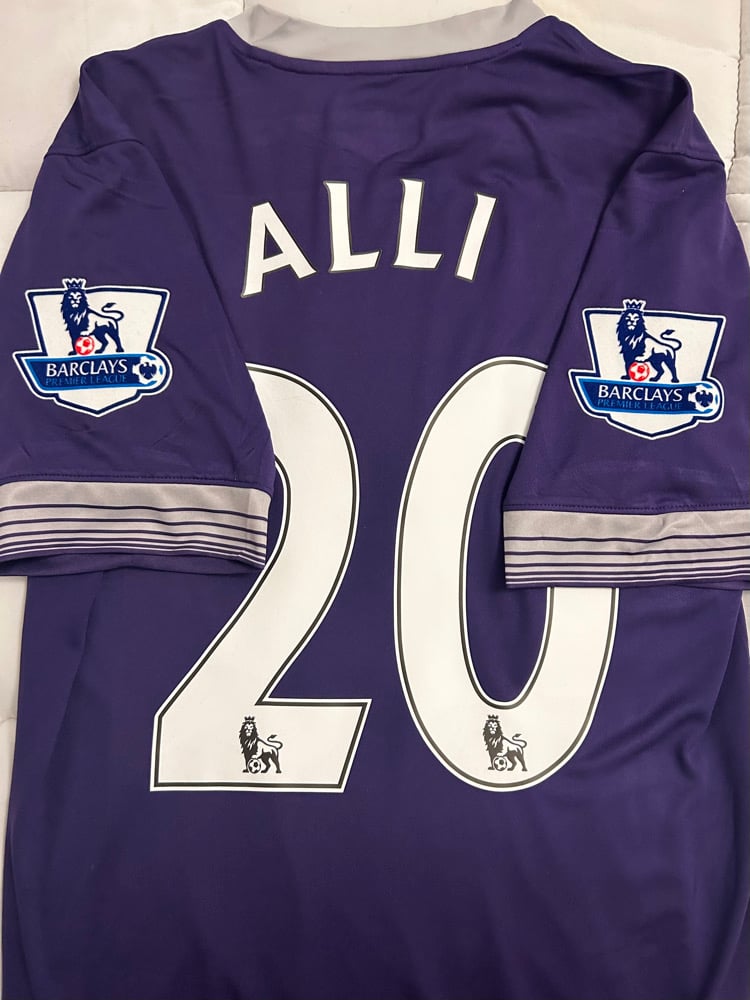 Image of Tottenham Hotspur “ALLI 20” 2015/16 Third Shirt + patches (M)