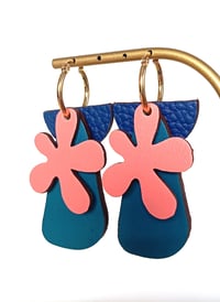 Image 24 of Boucles d'oreilles "Nerina" en cuir upcyclé 