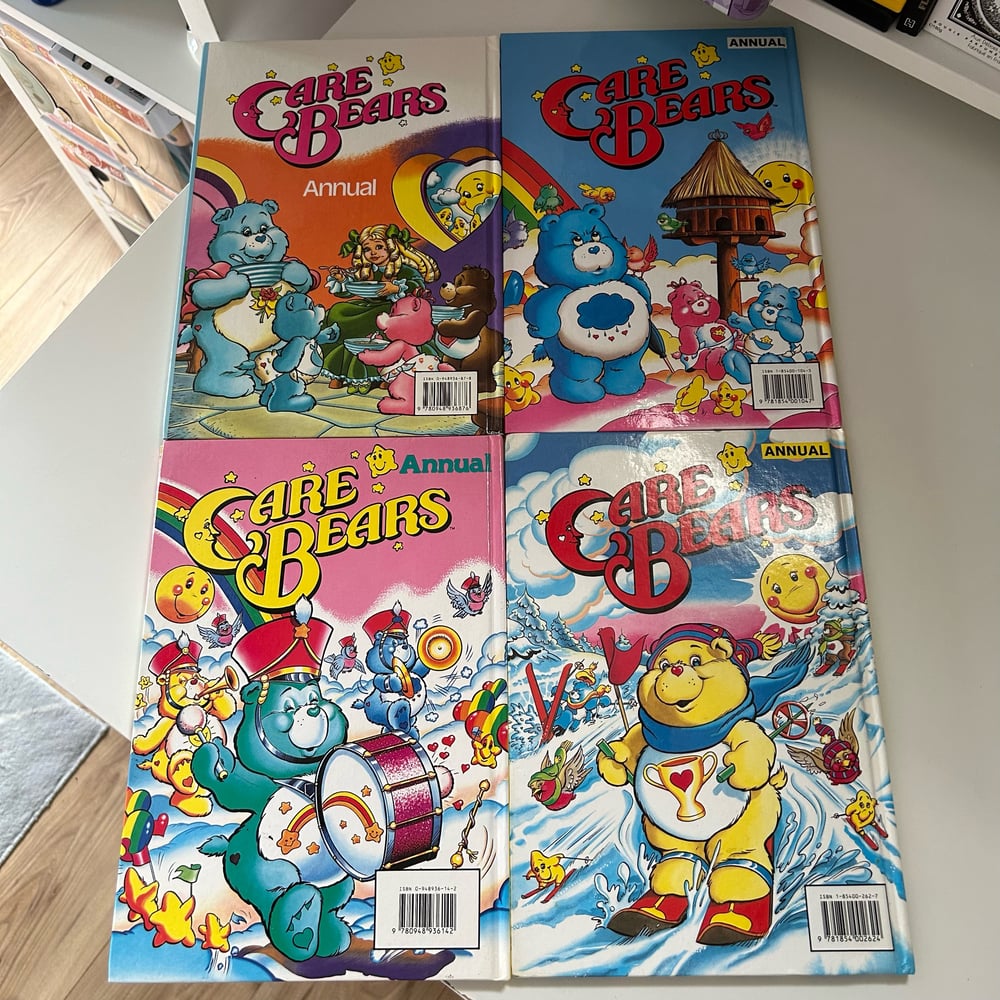 Image of LOT 4 BDS CARE BEARS ANNUAL