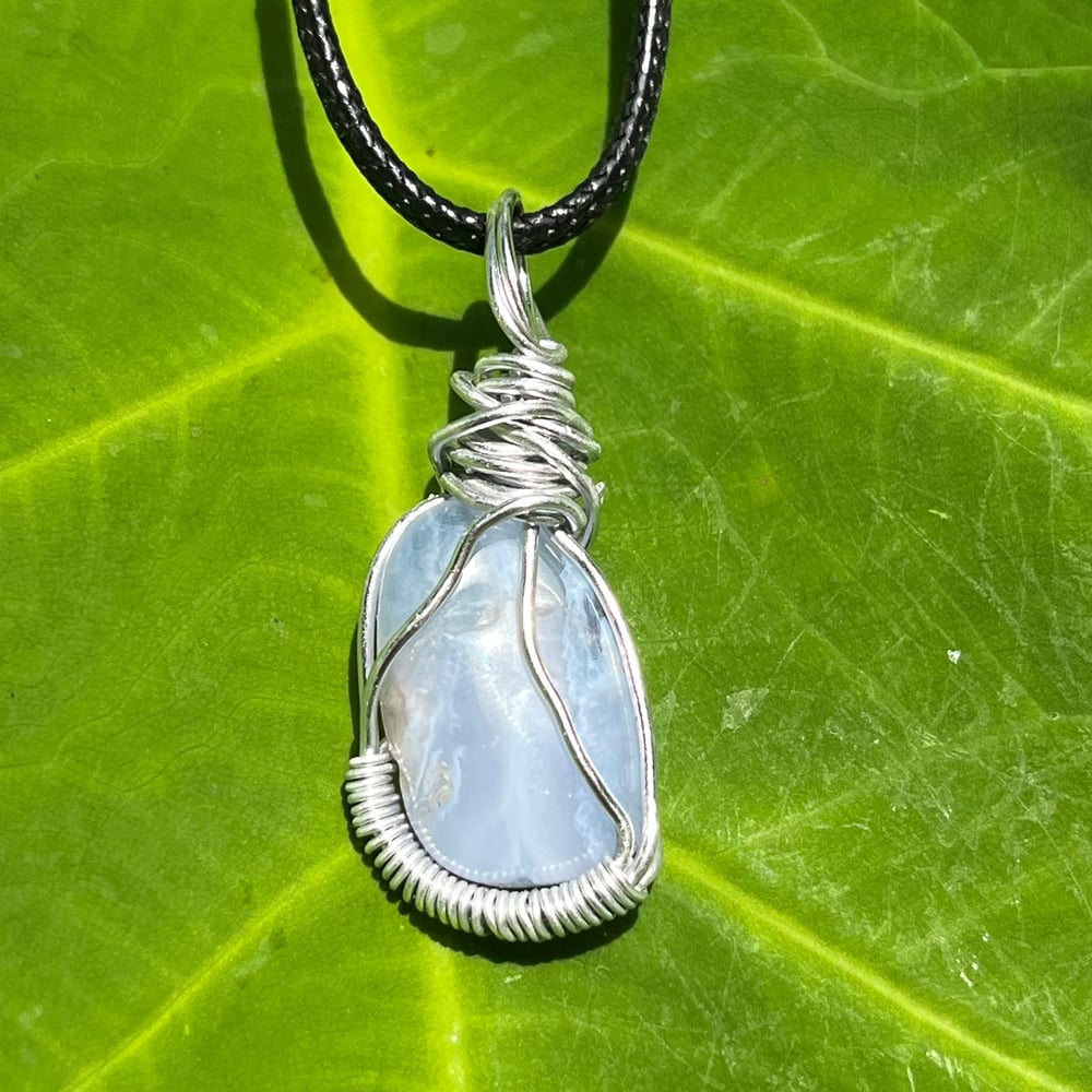 Image of blue lace agate pendant