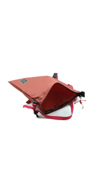 Image 2 of Musette 2.0 Red