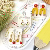 Image 4 of Sueños en la Mochila Earrings